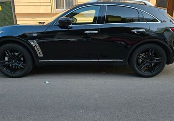 INFINITI FX 116.000 km 12.500 &euro; berlin 13585