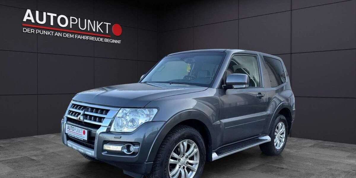 Mitsubishi Pajero 232.000 km 21.480 &euro; Wildau 15745