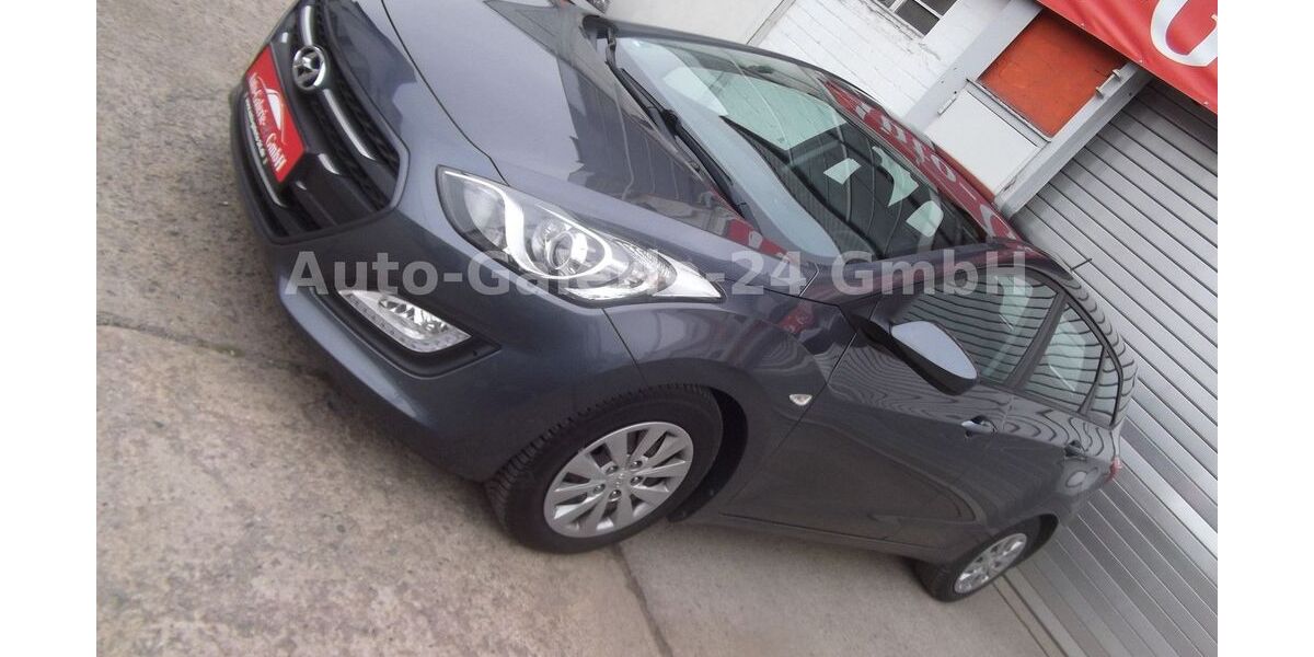 Hyundai i30 110.400 km 8.299 &euro; Berlin 12277