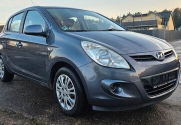 Hyundai i20 101.500 km 3.390 &euro; Fredersdorf - Vogelsdorf 15370