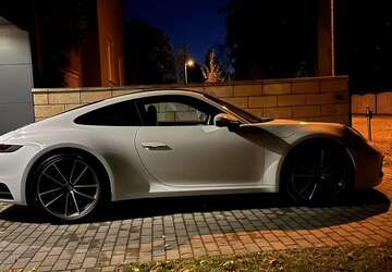 Porsche 992 7.300 km 122.000 &euro; Oranienburg 16515