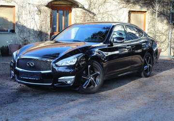 INFINITI Q70 212.000 km 12.500 &euro; Berlin 10317