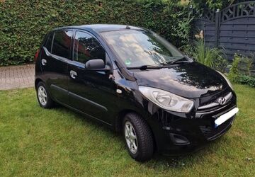 Hyundai i10 135.000 km 2.500 &euro; Berlin 10249