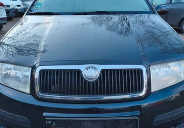 Skoda Fabia 206.875 km 1.499 &euro; Berlin 12349