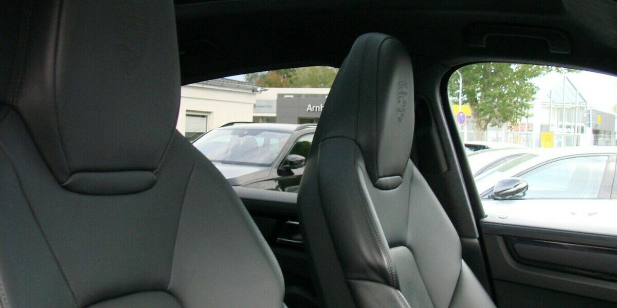 Porsche Cayenne Turbo TECHART Matrix Pano ACC Vierradlenku 79.356 km 79.980 &euro; Falkensee 14612