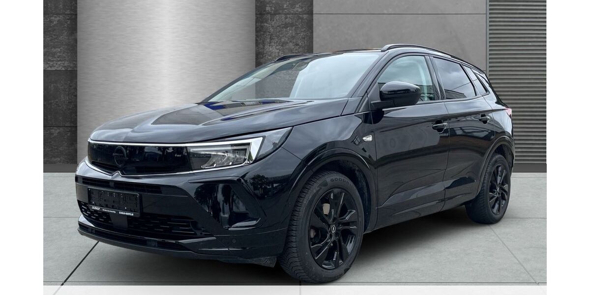 Opel Grandland (X) 33.060 km 22.450 &euro; Hoppegarten 15366