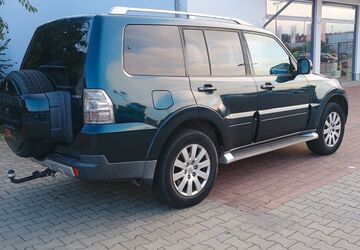 Mitsubishi Pajero 207.000 km 10.000 &euro; Berlin 12305