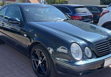 Mercedes-Benz CLK 320 198.646 km 6.800 &euro; Berlin 13127