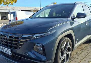 Hyundai TUCSON 32.757 km 28.900 &euro; Berlin 12359