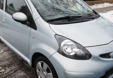 Toyota Aygo (X) 237.000 km 1.750 &euro; Berlin 12357