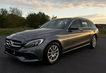 Mercedes-Benz C 220 310.000 km 8.900 &euro; Berlin 13591