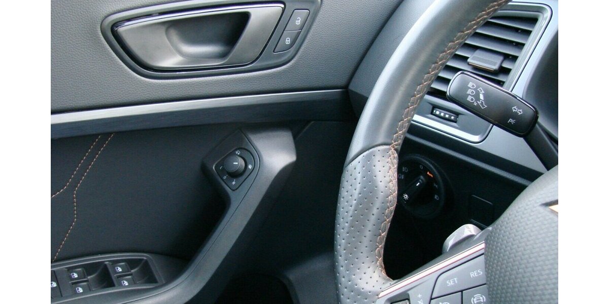 Cupra Ateca 2,0TSi VZ 4Drive ACC Pano AHK LED 9.390 km 36.980 &euro; Falkensee 14612