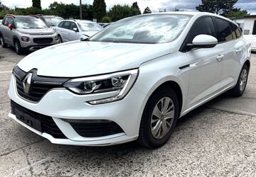 Renault Megane 41.616 km 7.999 &euro; Berlin 12347