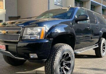 Chevrolet Suburban 141.000 km 39.999 &euro; Berlin 10629
