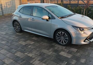 Toyota Corolla 22.300 km 18.900 &euro; Ludwigsfelde 14974