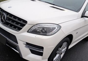 Mercedes-Benz ML 500 285.000 km 14.500 &euro; Berlin 12277