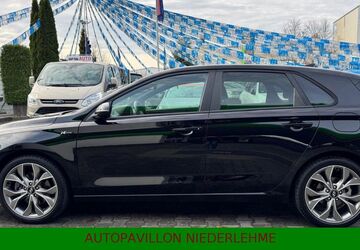 Hyundai i30 28.899 km 16.380 &euro; Königs Wusterhausen - OT Niederlehme 15713