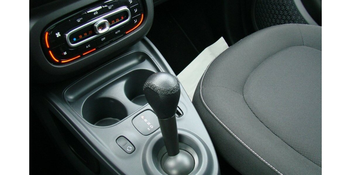 Smart ForFour Passion Pano Tempomat SHZ LED 35.997 km 11.980 &euro; Falkensee 14612