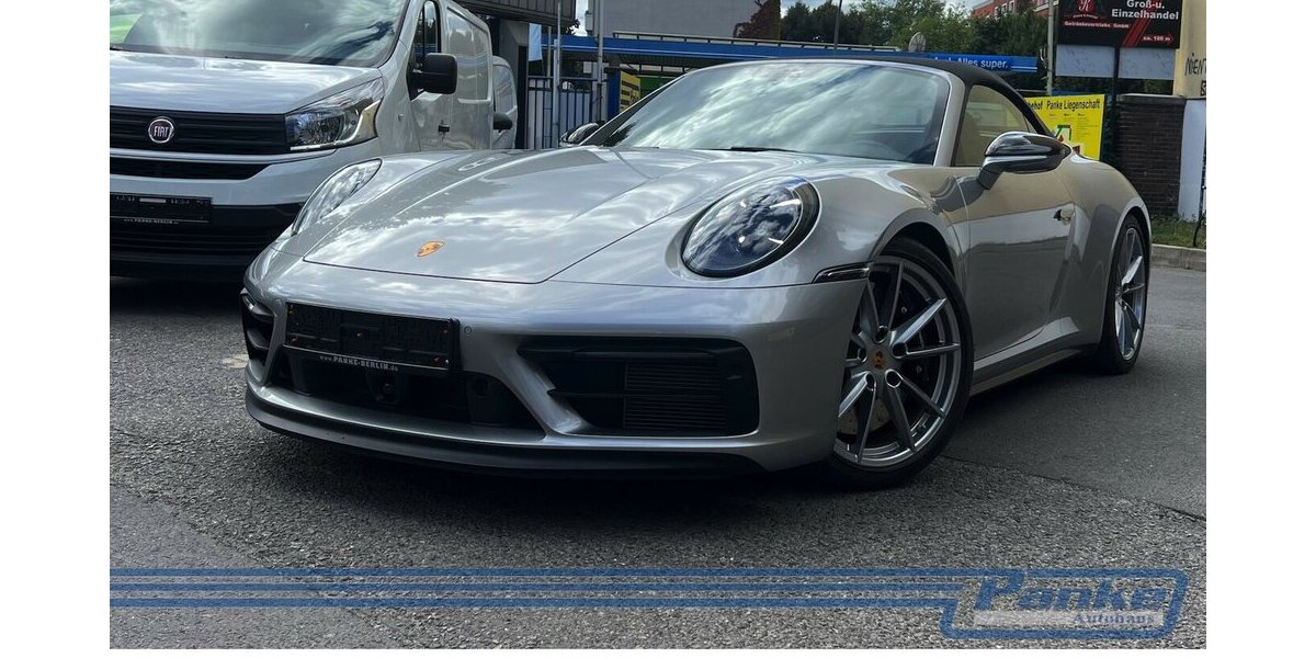 Porsche 911 Carrera 4 GTS Cabriolet*Night*Chromo*Sthzg* 1.750 km 172.890 &euro; Berlin 13187