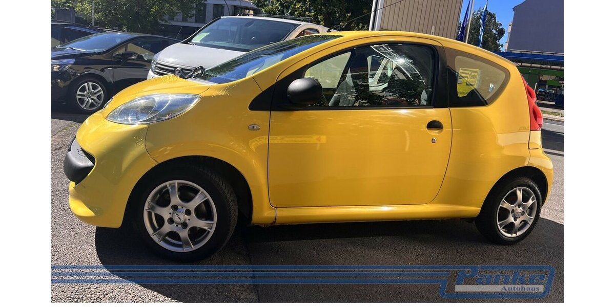 Peugeot 107 Petit Filou 3trg.*Radio/CD*AUX*LM*AllSeason* 180.827 km 1.490 &euro; Berlin 13187
