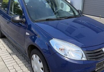 Dacia Sandero 128.000 km 4.500 &euro; Berlin 12681