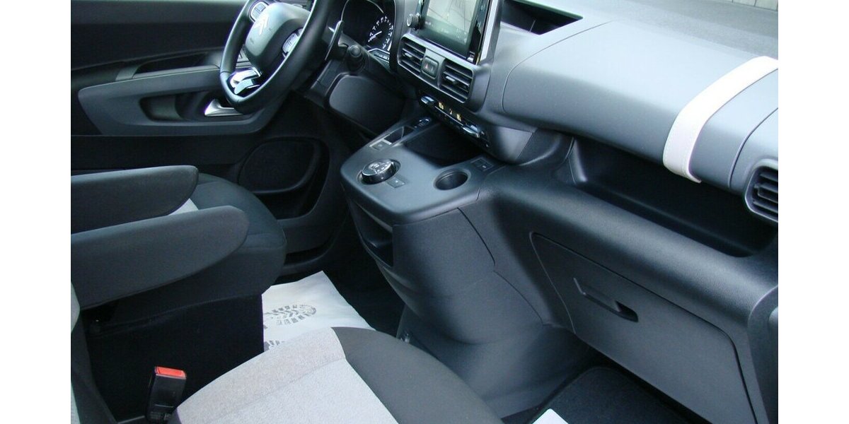 Citroen Berlingo 1.2 Turbo130 Shine M Kamera 180º 13.167 km 22.980 &euro; Falkensee 14612