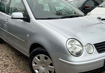 VW Polo 61.133 km 3.990 &euro; Berlin 13089