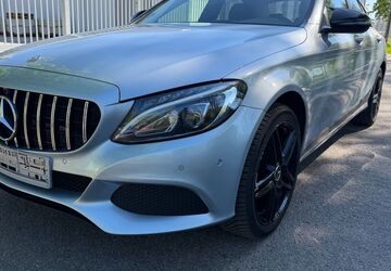 Mercedes-Benz C 200 190.000 km 11.999 &euro; Berlin 13189