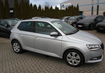Skoda Fabia 72.354 km 10.490 &euro; Falkensee 14612