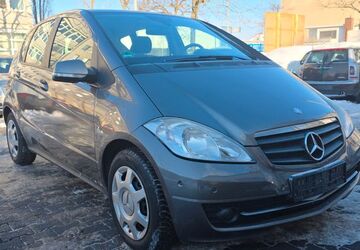 Mercedes-Benz A 160 52.697 km 7.499 &euro; Berlin 13581