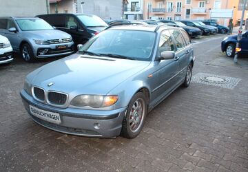 BMW 320 415.000 km 1.999 &euro; Berlin 12347