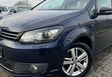 VW Touran 225.000 km 5.999 &euro; Oberkrämer 16727