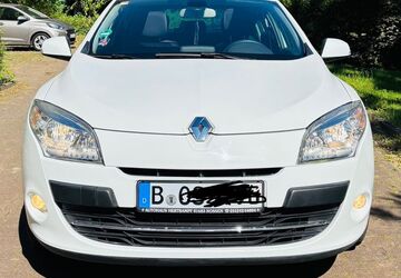 Renault Megane 121.000 km 5.400 &euro; Berlin 12349