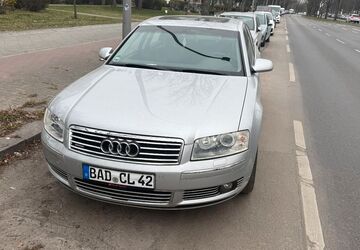 Audi A8 186.000 km 7.999 &euro; Berlin 12526
