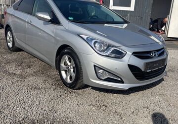 Hyundai i40 168.000 km 7.400 &euro; Mittenwalde 15749