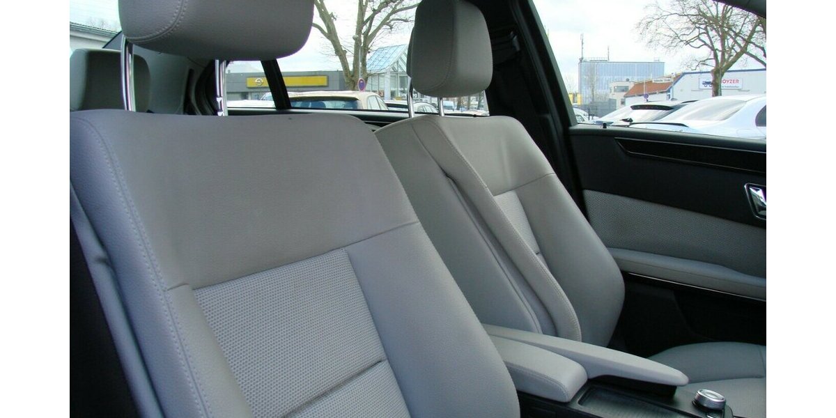 Mercedes-Benz E 220 CDI Avantgarde BlueEfficiency Multikontursit 141.322 km 13.980 &euro; Falkensee 14612