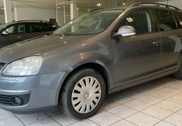VW Golf 147.000 km 5.950 &euro; Berlin 12349