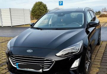 Ford Focus 87.000 km 14.400 &euro; Berlin 10585