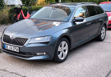 Skoda Superb 183.000 km 14.900 &euro; Berlin 12559