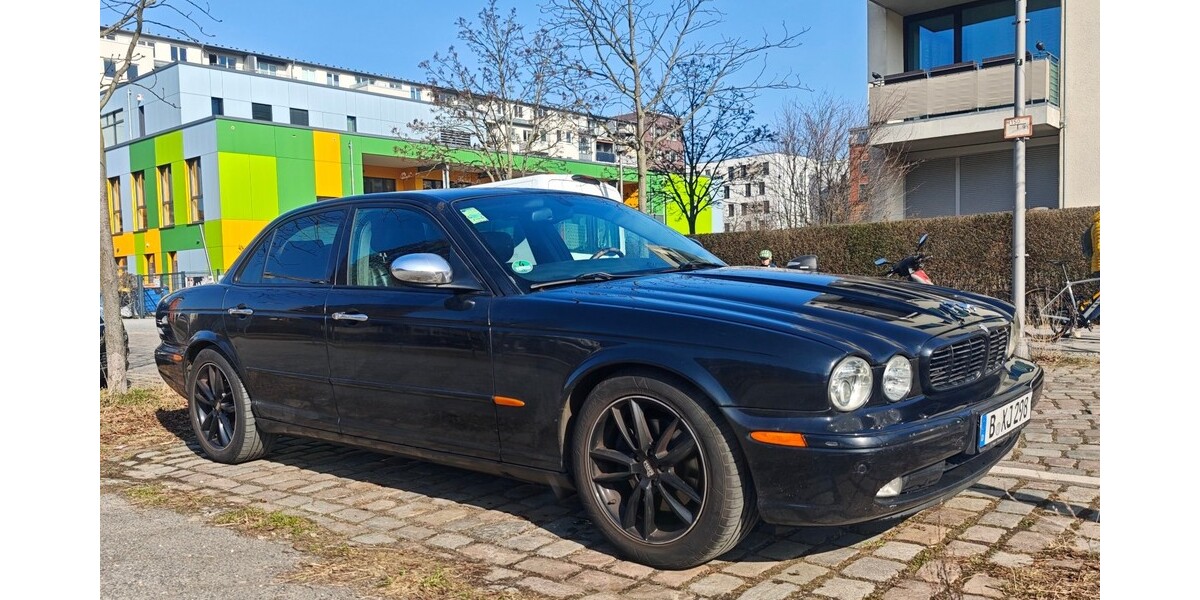 Jaguar XJ 388.000 km 4.999 &euro; Berlin 10178