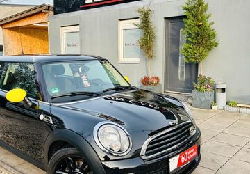 Mini ONE 76.000 km 6.490 &euro; Berlin 13088