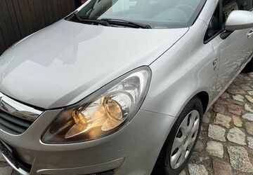 Opel Corsa 144.000 km 2.490 &euro; Mühlenbecker Land OT Schildow 16552