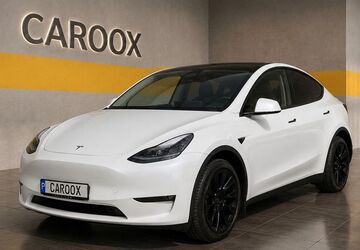 Tesla Model Y 48.500 km 39.900 &euro; Wildau 15745