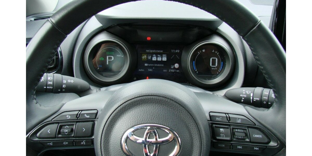 Toyota Yaris 1.5 Hybrid Team Deutschland LED ACC Kamera 19.989 km 19.980 &euro; Falkensee 14612