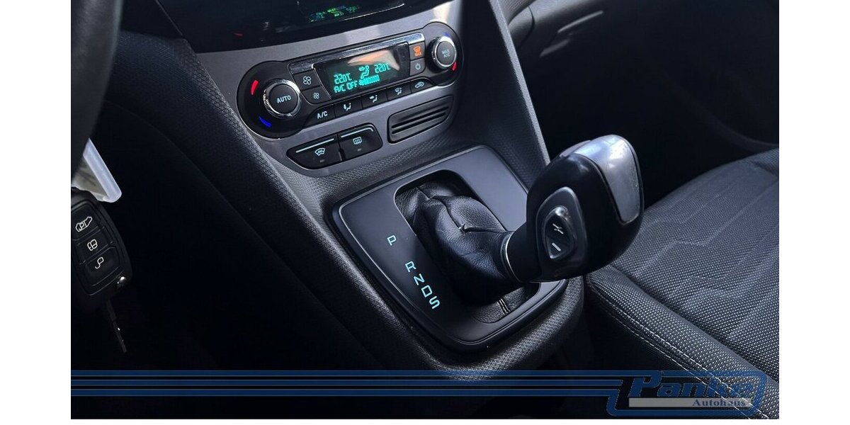 Ford Tourneo Connect Titanium*R-Cam*2-Schiebe*Pano* 169.849 km 9.990 &euro; Berlin 13187