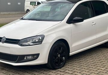 VW Polo 122.000 km 9.500 &euro; Berlin 12307