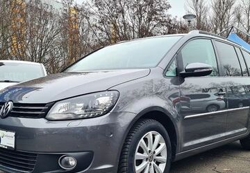 VW Touran 119.700 km 13.500 &euro; Berlin-Lichtenberg 10315
