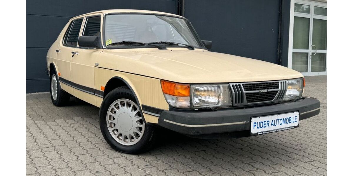 Saab 900 224.000 km 2.990 &euro; Berlin 12435