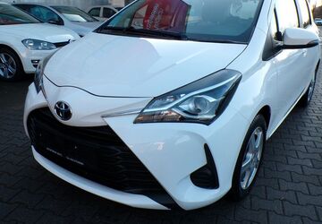 Toyota Yaris 44.000 km 10.790 &euro; Berlin 12347