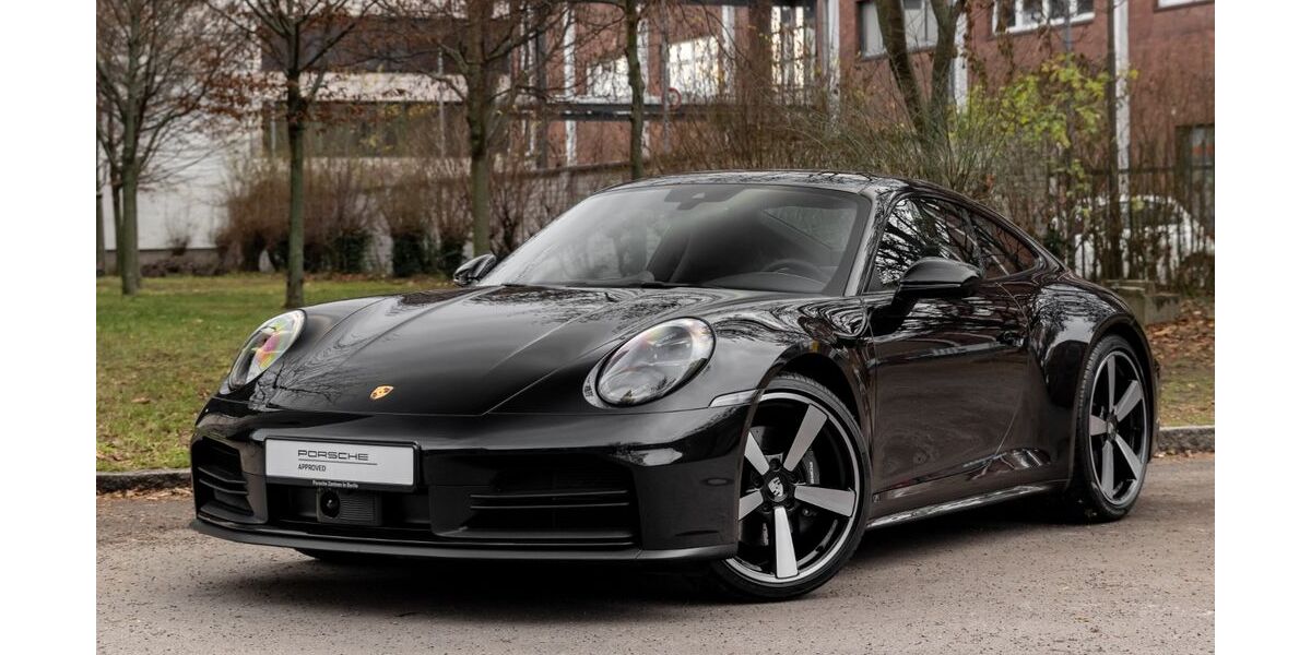 Porsche 992 2.648 km 147.930 &euro; Berlin 10587